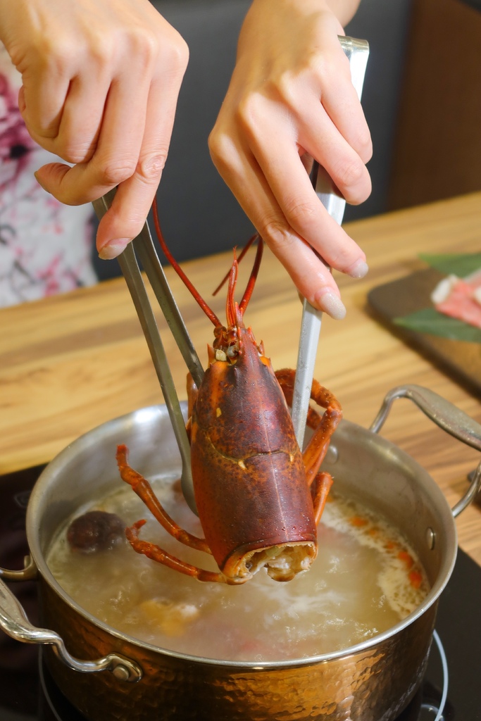 【金門旅遊】「金門贈點好玩 Iponts」 吃喝玩樂通通有 聰明省錢暢玩金門，最新玩法租古裝旗袍遊景點，拍出古風感網美照! @混血珊莎的奇幻旅程