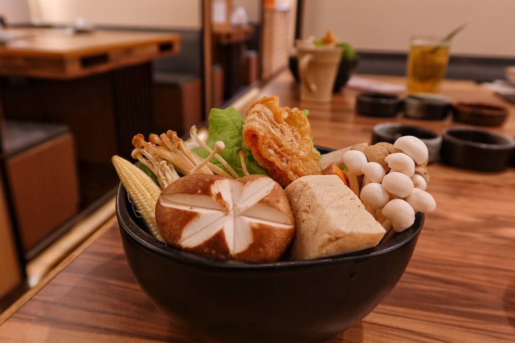 【金門火鍋】恆旨味屋 日式鍋物│招牌日本A5和牛 現撈活體波士頓龍蝦 金門必吃頂級鍋物│金門美食推薦 @混血珊莎的奇幻旅程