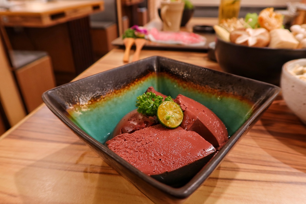 【金門火鍋】恆旨味屋 日式鍋物│招牌日本A5和牛 現撈活體波士頓龍蝦 金門必吃頂級鍋物│金門美食推薦 @混血珊莎的奇幻旅程