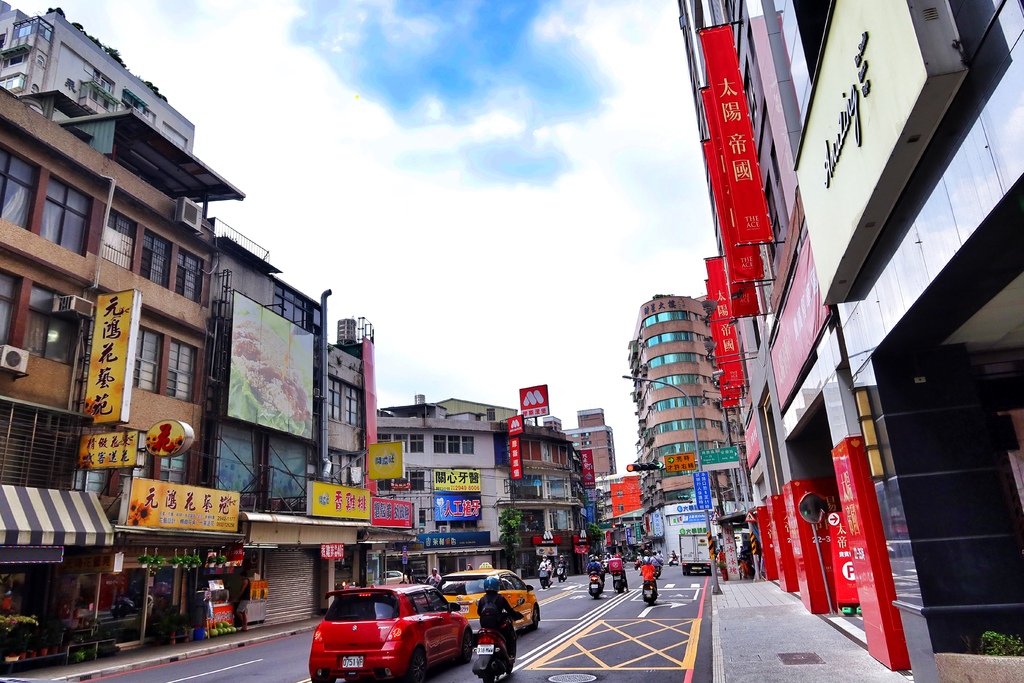 【新北中和賞屋】茂德建設 太陽帝國│雙和首座36層鋼骨捷運宅 交通便利機能佳│ACE級雙制震建築 強度媲美台北101│南勢角捷運走路3分鐘可到! @混血珊莎的奇幻旅程