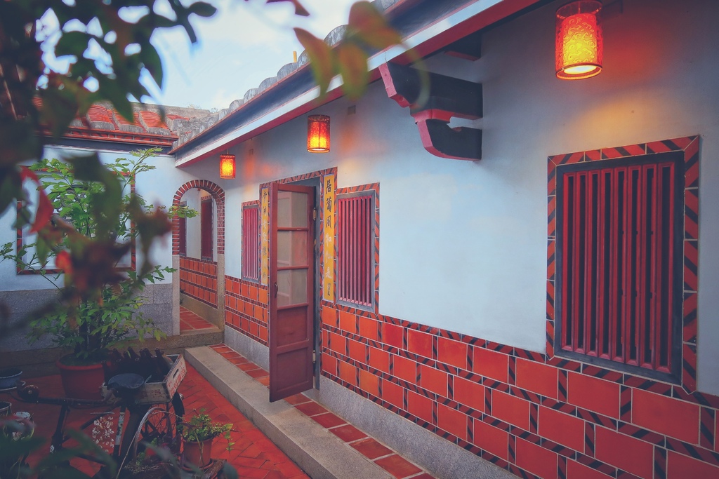 【金門住宿】歇會兒民宿典藏館│金門必住閩式建築，百年老宅濃濃復古情懷 @混血珊莎的奇幻旅程