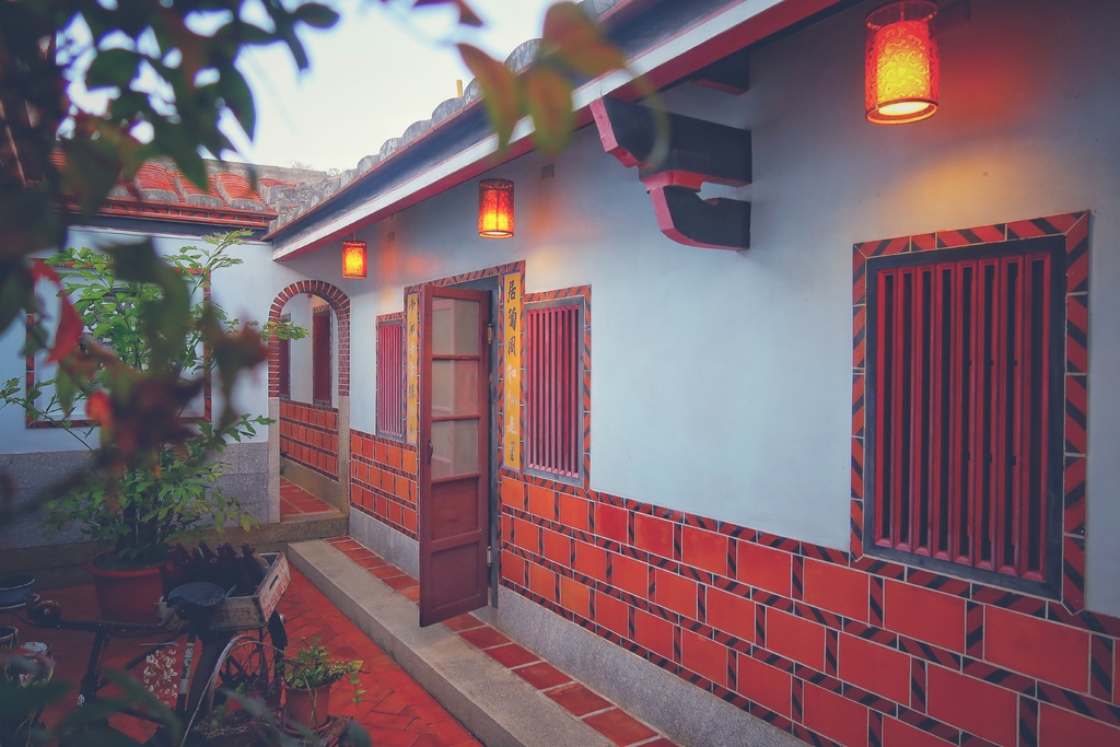 【金門住宿】歇會兒民宿典藏館│金門必住閩式建築，百年老宅濃濃復古情懷 @混血珊莎的奇幻旅程