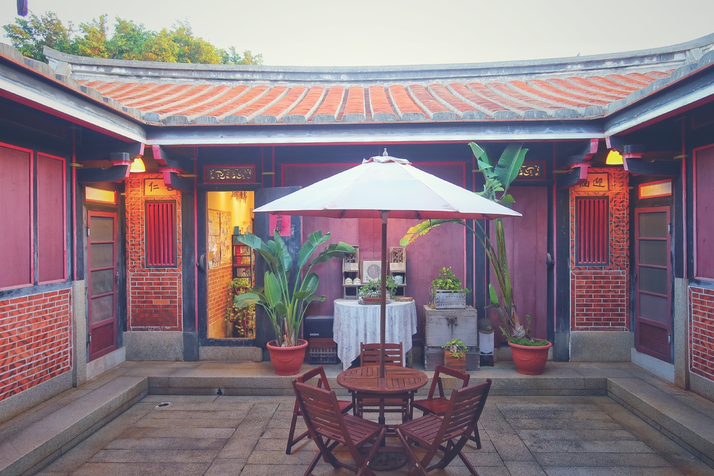 【金門住宿】歇會兒民宿典藏館│金門必住閩式建築，百年老宅濃濃復古情懷 @混血珊莎的奇幻旅程