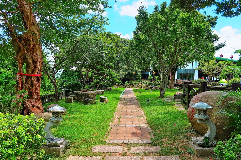 【龍潭景觀餐廳】山水緣庭園景觀餐廳，必吃經典客家菜色，提供精緻合菜! @混血珊莎的奇幻旅程