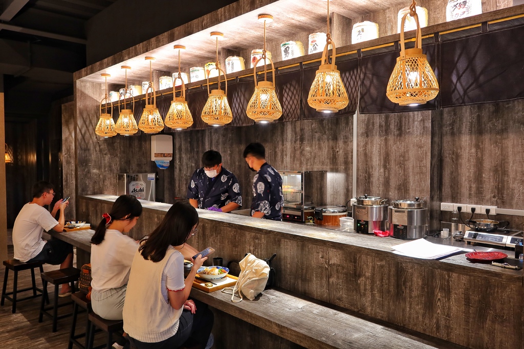 【島津和牛咖哩】高人氣新竹咖哩飯，日本和牛搭配產地直送北海道夢美人米，咖哩控不能錯過! @混血珊莎的奇幻旅程