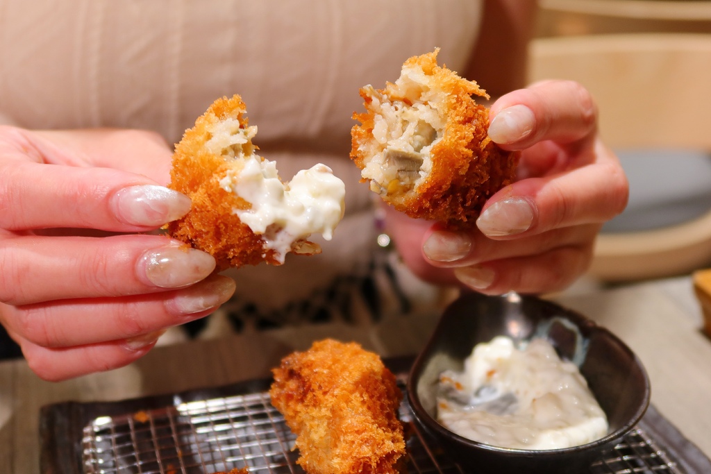 【島津和牛咖哩】高人氣新竹咖哩飯，日本和牛搭配產地直送北海道夢美人米，咖哩控不能錯過! @混血珊莎的奇幻旅程
