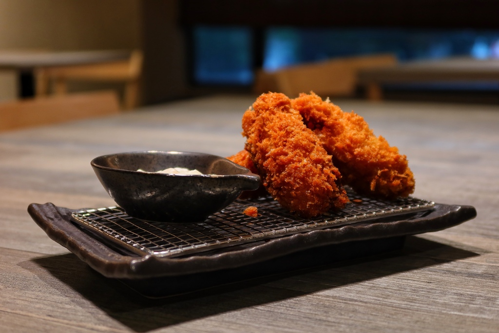 【島津和牛咖哩】高人氣新竹咖哩飯，日本和牛搭配產地直送北海道夢美人米，咖哩控不能錯過! @混血珊莎的奇幻旅程