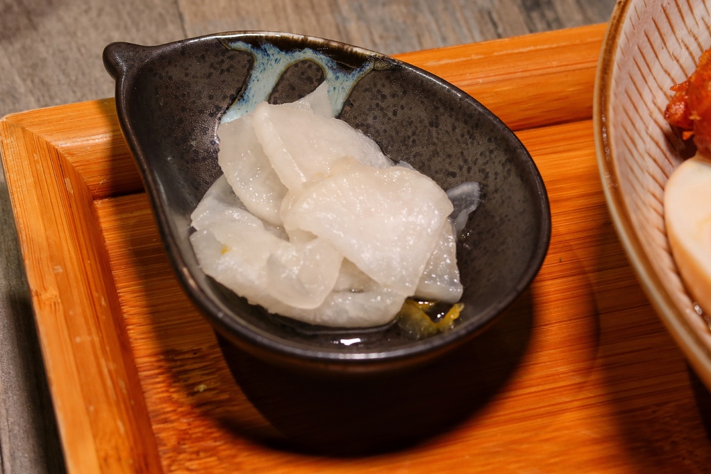 【島津和牛咖哩】高人氣新竹咖哩飯，日本和牛搭配產地直送北海道夢美人米，咖哩控不能錯過! @混血珊莎的奇幻旅程