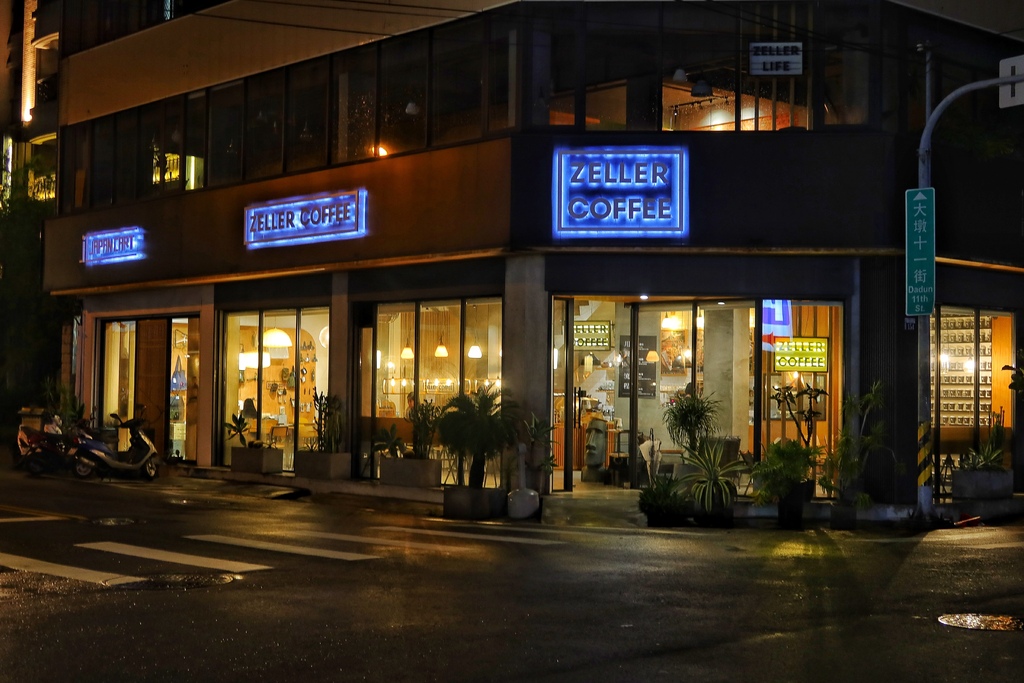 【台中南屯餐廳】Zeller Coffee 宅樂咖啡大墩店│南屯日系美學咖啡廳 夜晚化身氛圍餐酒館  享受微醺食光 下班就來這! @混血珊莎的奇幻旅程