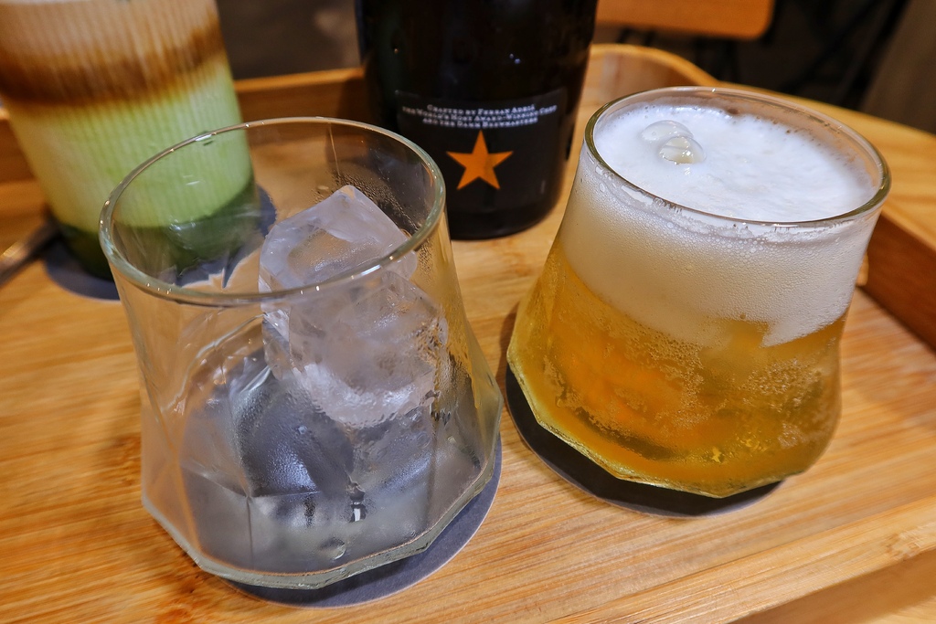 【台中南屯餐廳】Zeller Coffee 宅樂咖啡大墩店│南屯日系美學咖啡廳 夜晚化身氛圍餐酒館  享受微醺食光 下班就來這! @混血珊莎的奇幻旅程